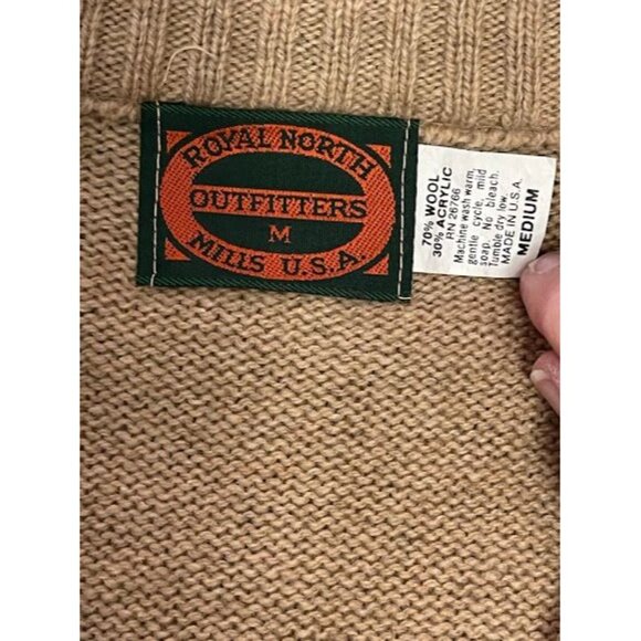 Vintage Royal Knight‎ Argyle Knit Sweater Vest M Wool & Acrylic Beige - Picture 4 of 12